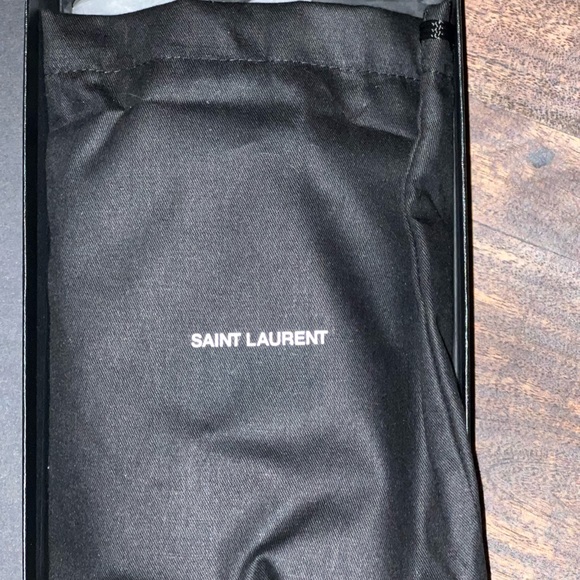SAINT LAURENT MATELASSÉ SMALL ENVELOPE WALLET - Picture 5 of 5
